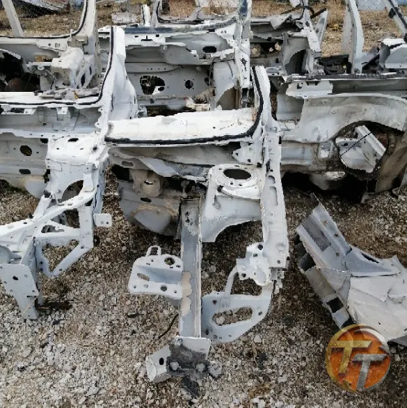 RENAULT MEGANE 2 sol ön çeyrek şase Çel-248