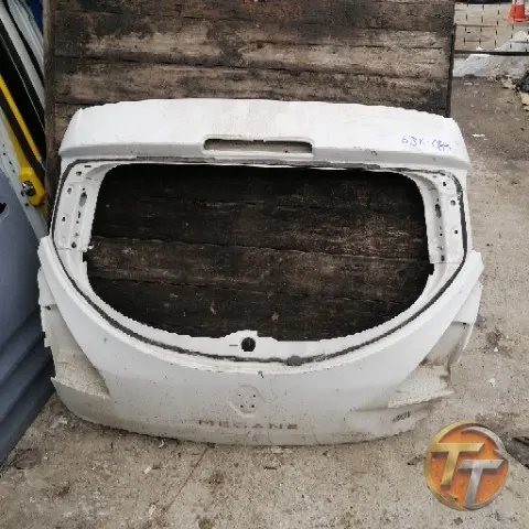 RENAULT MEGANE 3 bagaj kapağı Ebk-081 Esan