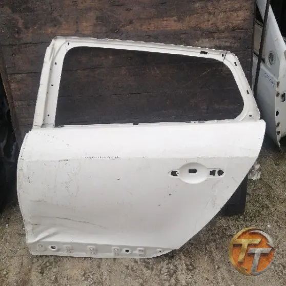 RENAULT MEGANE 3 sol arka kapı Ela-0176 Esan