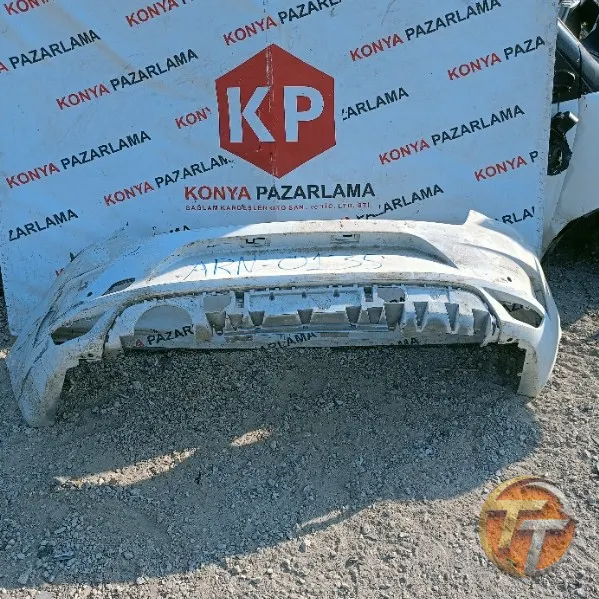 Renault Megane 4 arka tampon Arn-0135