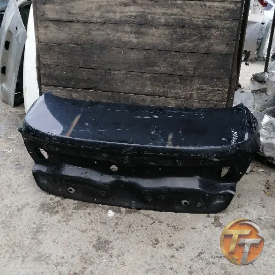 RENAULT MEGANE 4 bagaj kapağı Ebk-130 Esan