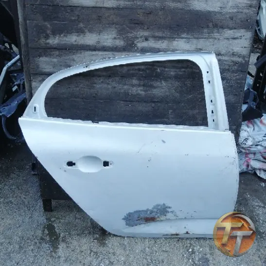 RENAULT MEGANE 4 sağ arka kapı Era-0197 Esan