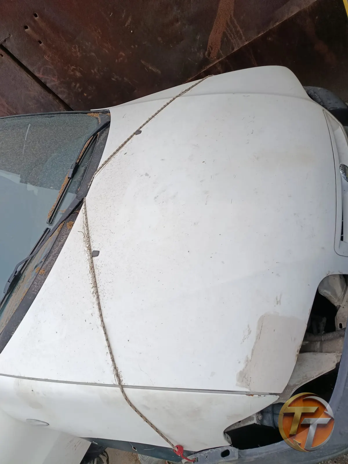 Fiat strada ön kaput