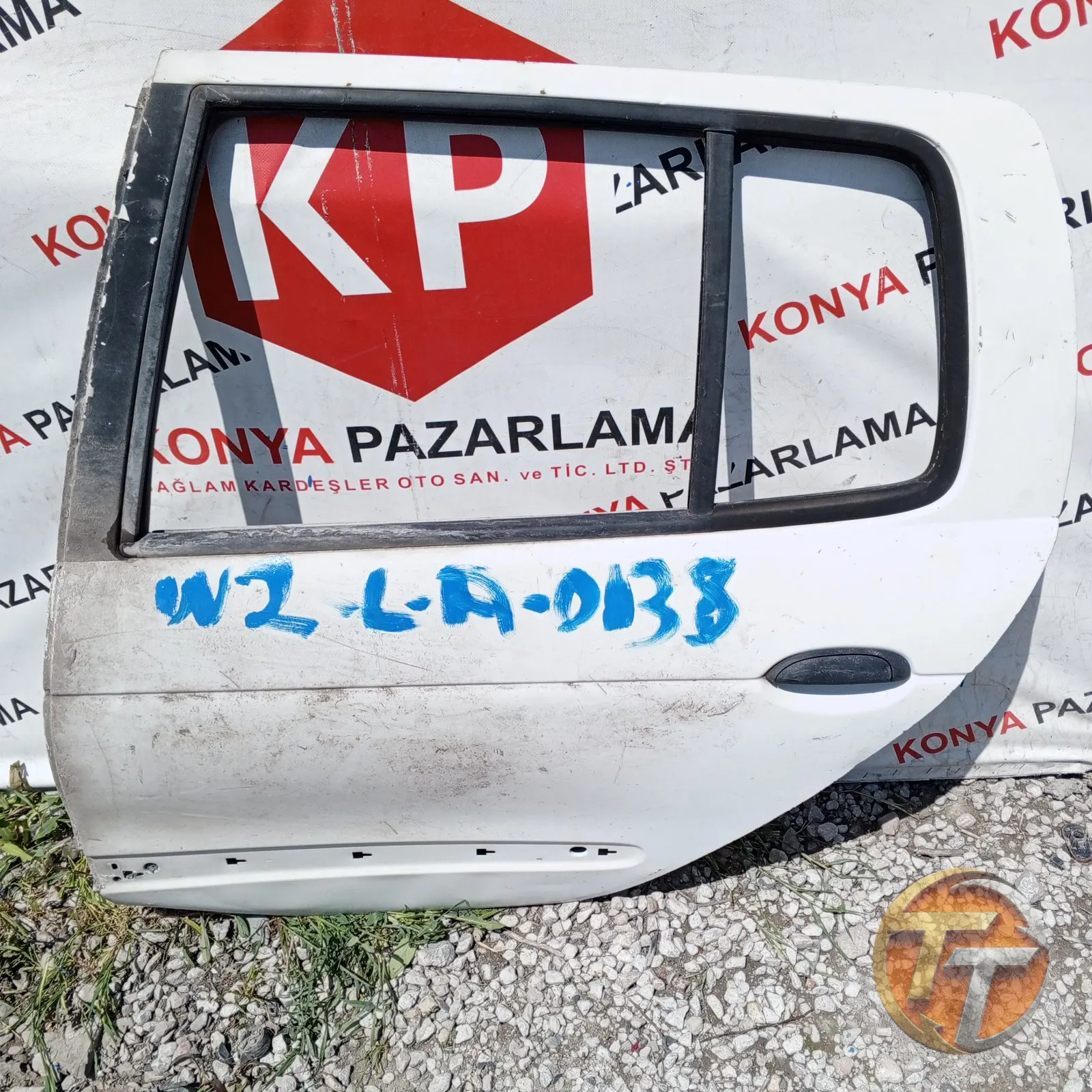 RENAULT SCANİC SOL ARKA KAPI W2-L-A-0138