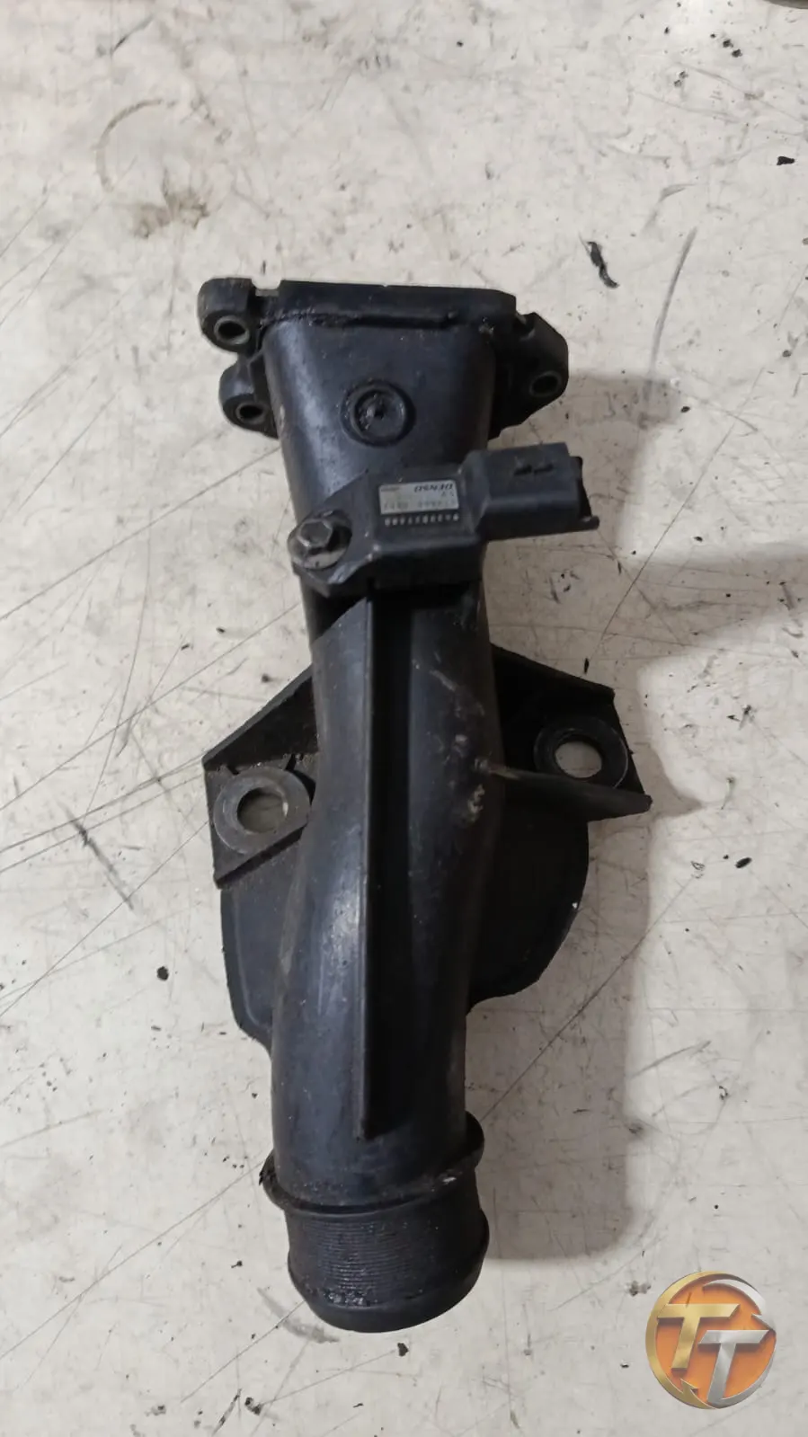 Peugeot 1.6 Turbo basıç hortumu