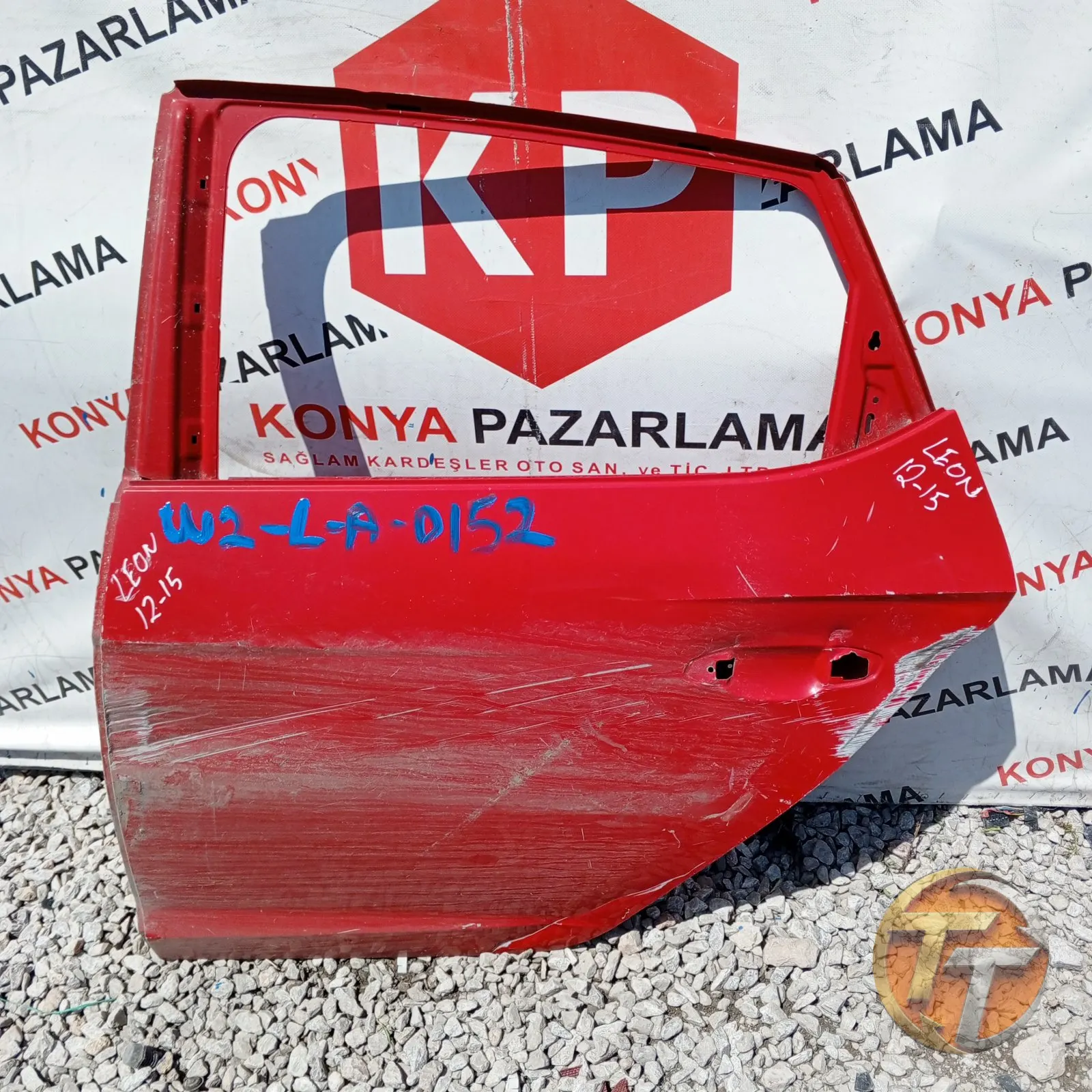 SEAT LEON 2015 SOL ARKA KAPI W2-L-A-0152
