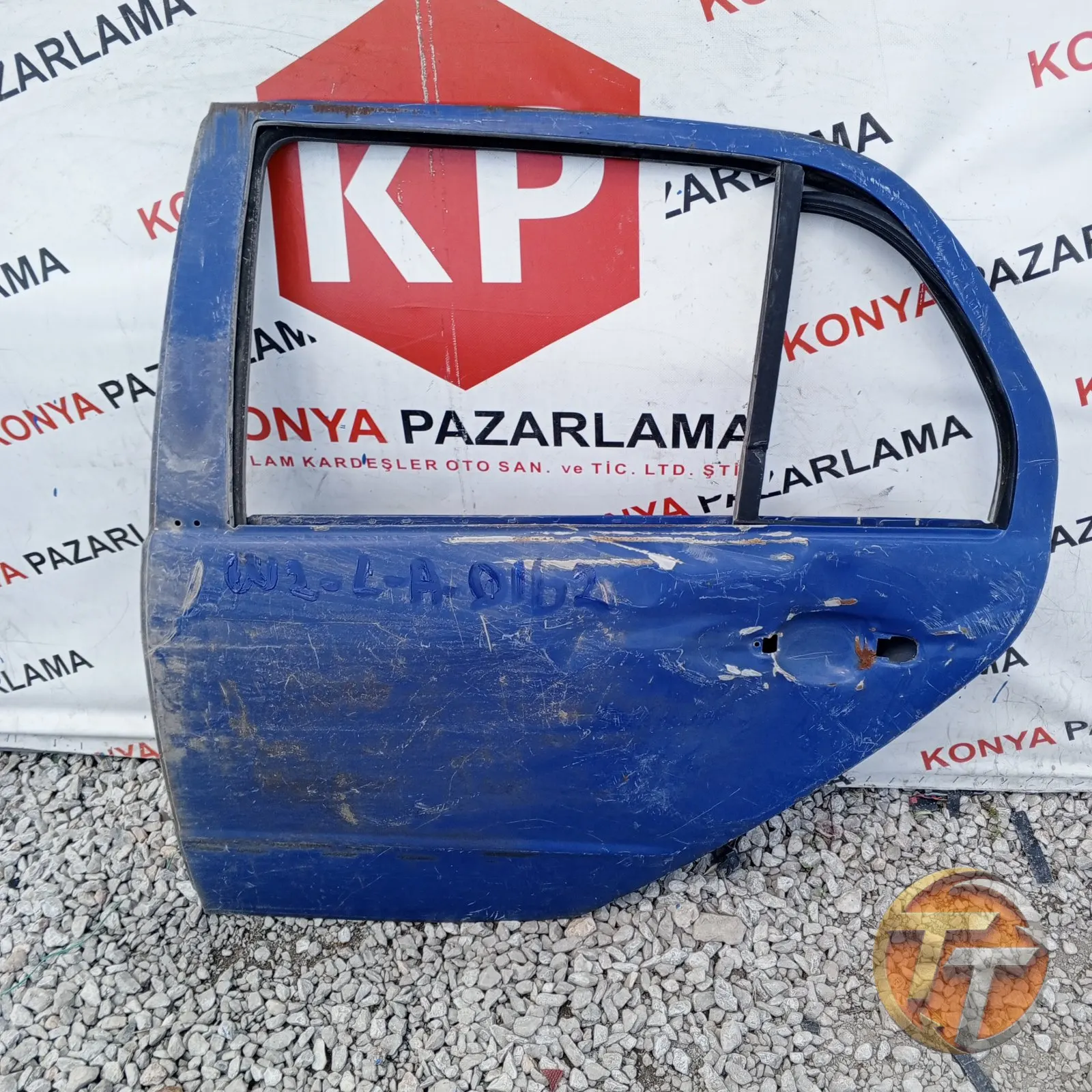 SKODA FABİA SOL ARKA KAPI W2-L-A-0162