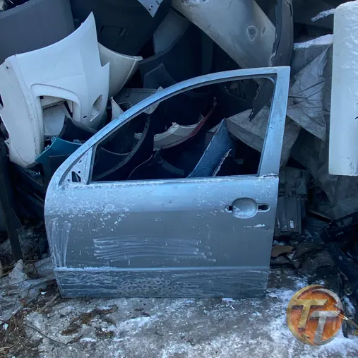 Skoda Fabia sol ön kapı Elö-0167 Esan
