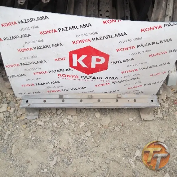 Suzuki Vitara arka tampon demiri Td-457