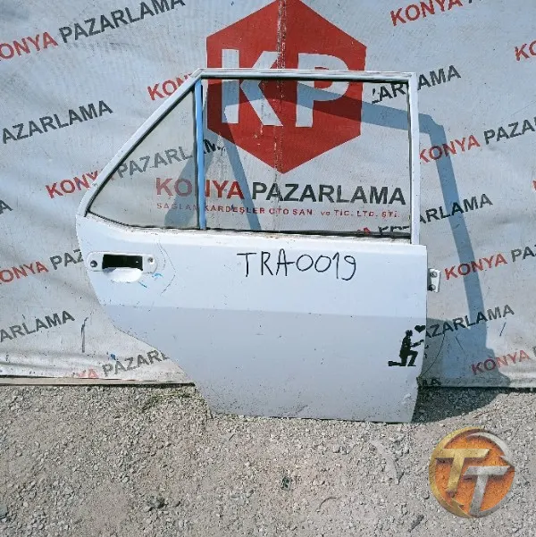 Tofaş Şahin sağ arka kapı Tra-0019