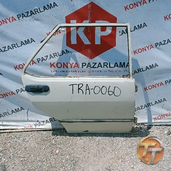 Tofaş Şahin sağ arka kapı Tra-0060