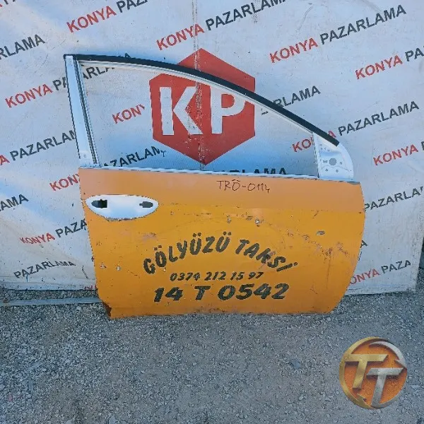 Toyota Corolla sağ ön kapı Trö-0114