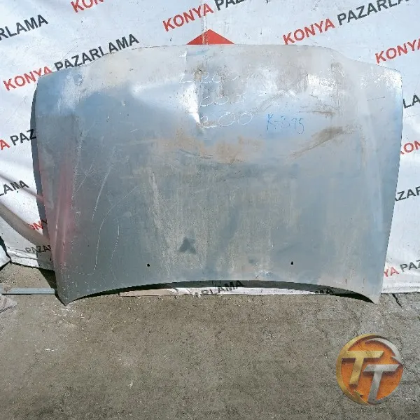 Toyota Hilux kaput K-315