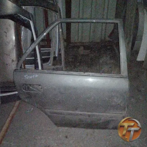 TOYOTA sağ arka kapı Era-0031 Esan