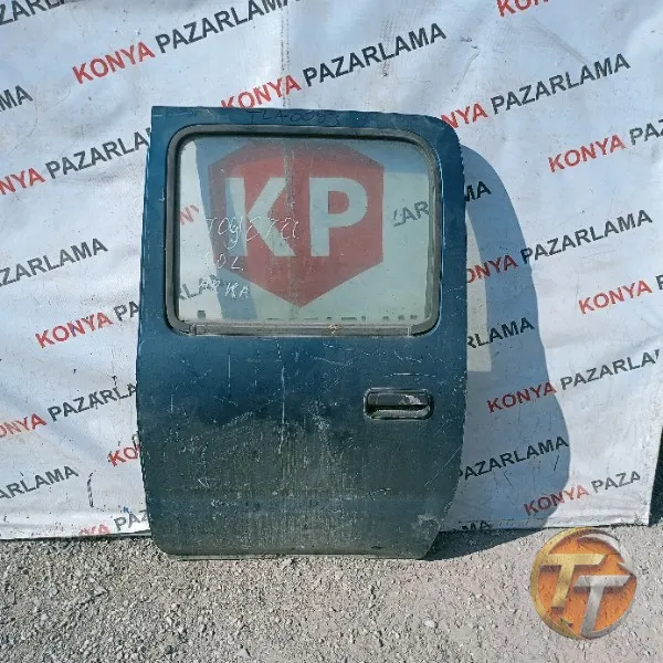 Toyota sol arka kapı Tla-0093
