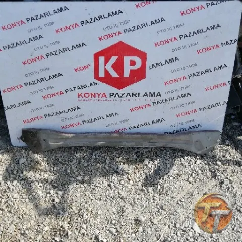 TOYOTA YARİS arka tampon demiri Td-594