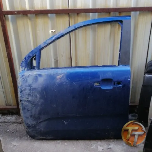 VOLKSWAGEN Amarok sol ön kapı Elö-0028 Esan