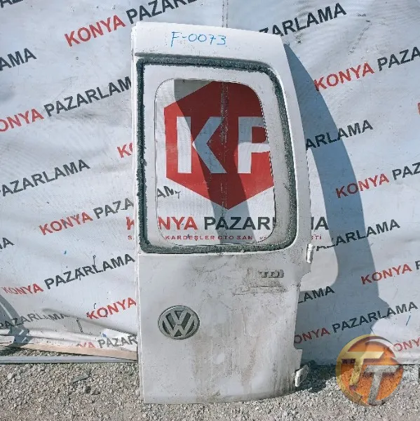 Volkswagen Caddy sağ bagaj kapağı F-0073