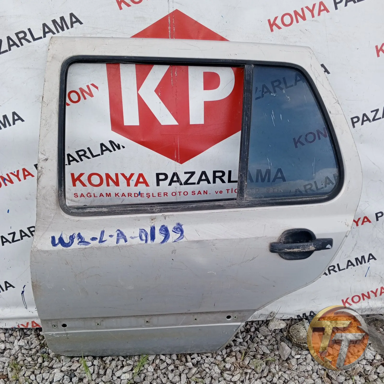 VOLKSWAGEN GOLF 3 SOL ARKA KAPI W2-L-A-0199