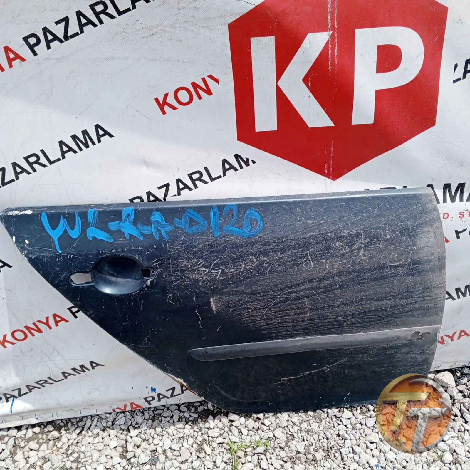 VOLKSWAGEN GOLF 5 SAĞ ARKA KAPI W2-R-A-0120