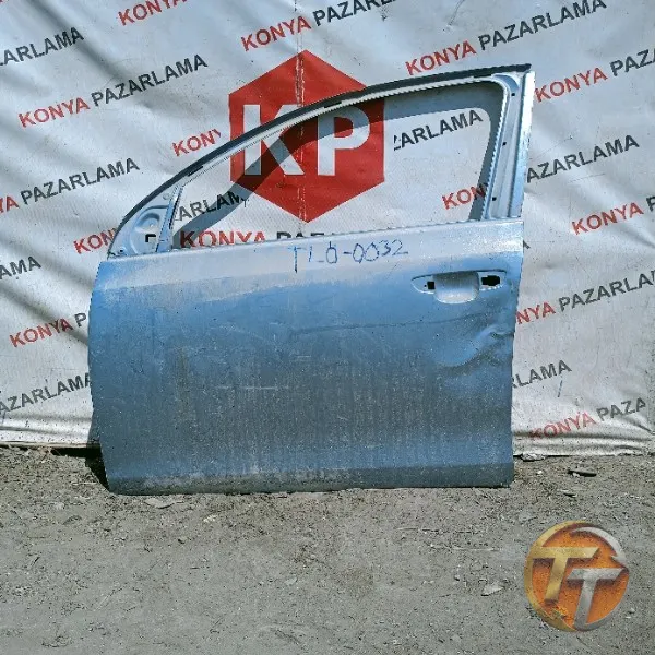 Volkswagen Golf 6 sol ön kapı Tlö-0032