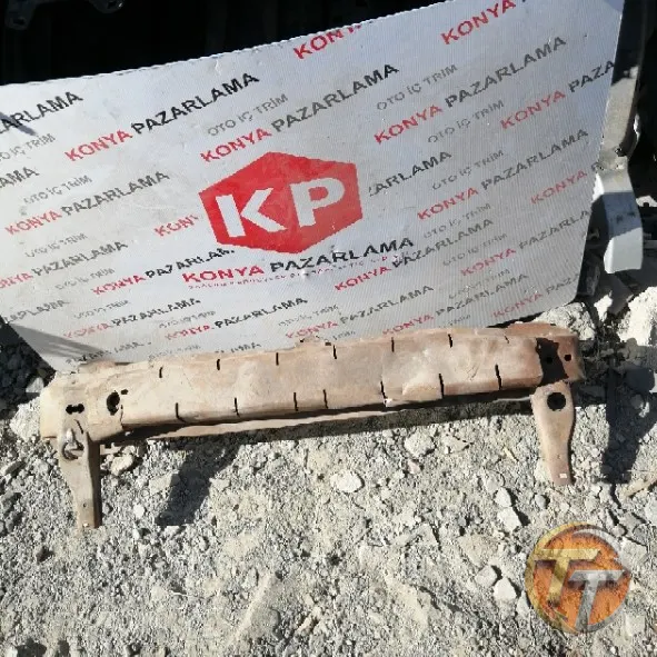 VOLKSWAGEN Jetta ön tampon demiri Td-429