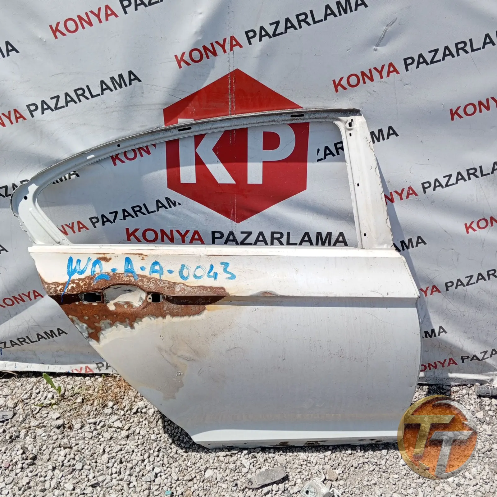 VOLKSWAGEN PASSAT B6 SAĞ ARKA KAPI R-A-0043 W2