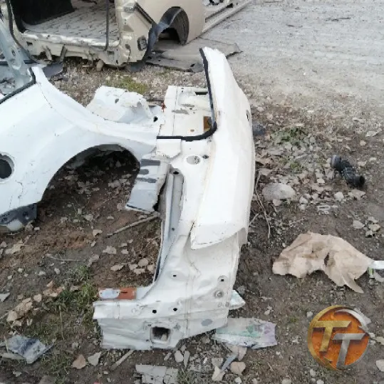 VOLKSWAGEN PASSAT B7 sağ arka çeyrek şase Çel-081