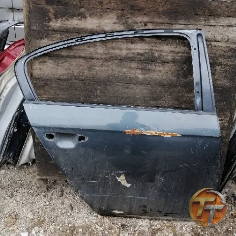 VOLKSWAGEN PASSAT B7 sağ arka kapı Era-0131 Esan