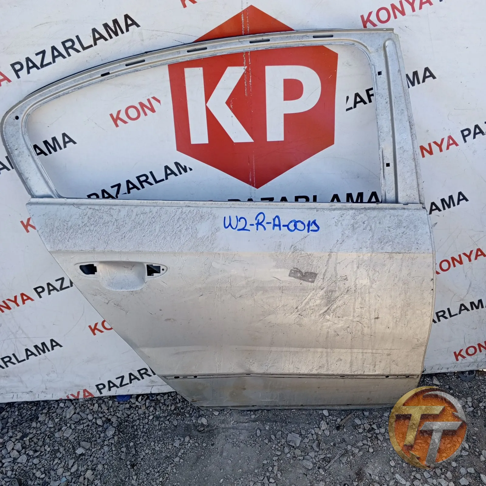 VOLKSWAGEN PASSAT B7 SAĞ ARKA KAPI R-A-0013 W2