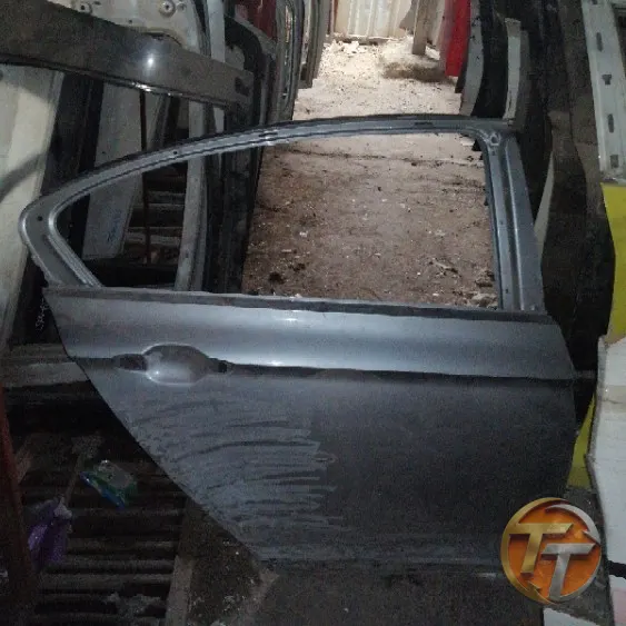 VOLKSWAGEN PASSAT B8 sağ arka kapı Era-0056 Esan
