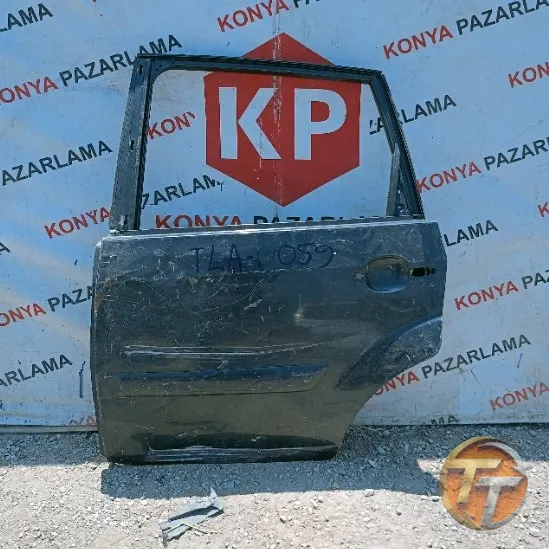 Volkswagen Passat sol arka kapı Tla-0059