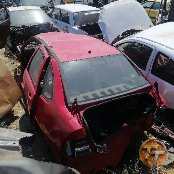 VOLKSWAGEN POLO CLASIC
