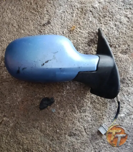 Nissan Micra sağ ön ayna otomatik