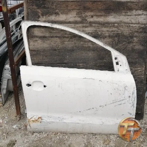 VOLKSWAGEN POLO sağ ön kapı Erö-0130 Esan