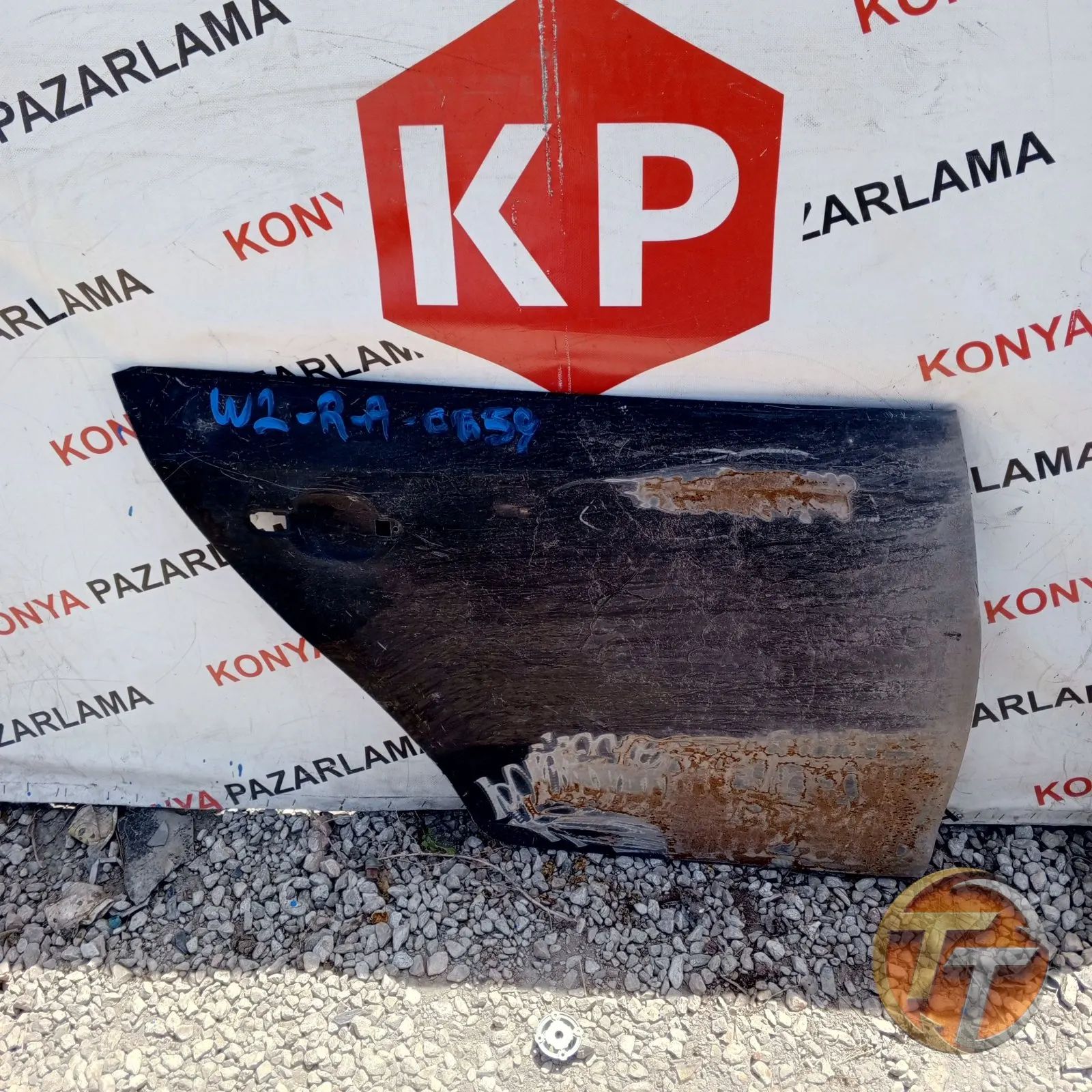 VOLKSWAGEN SAĞ ARKA KAPI SACI R-A-0059 W2