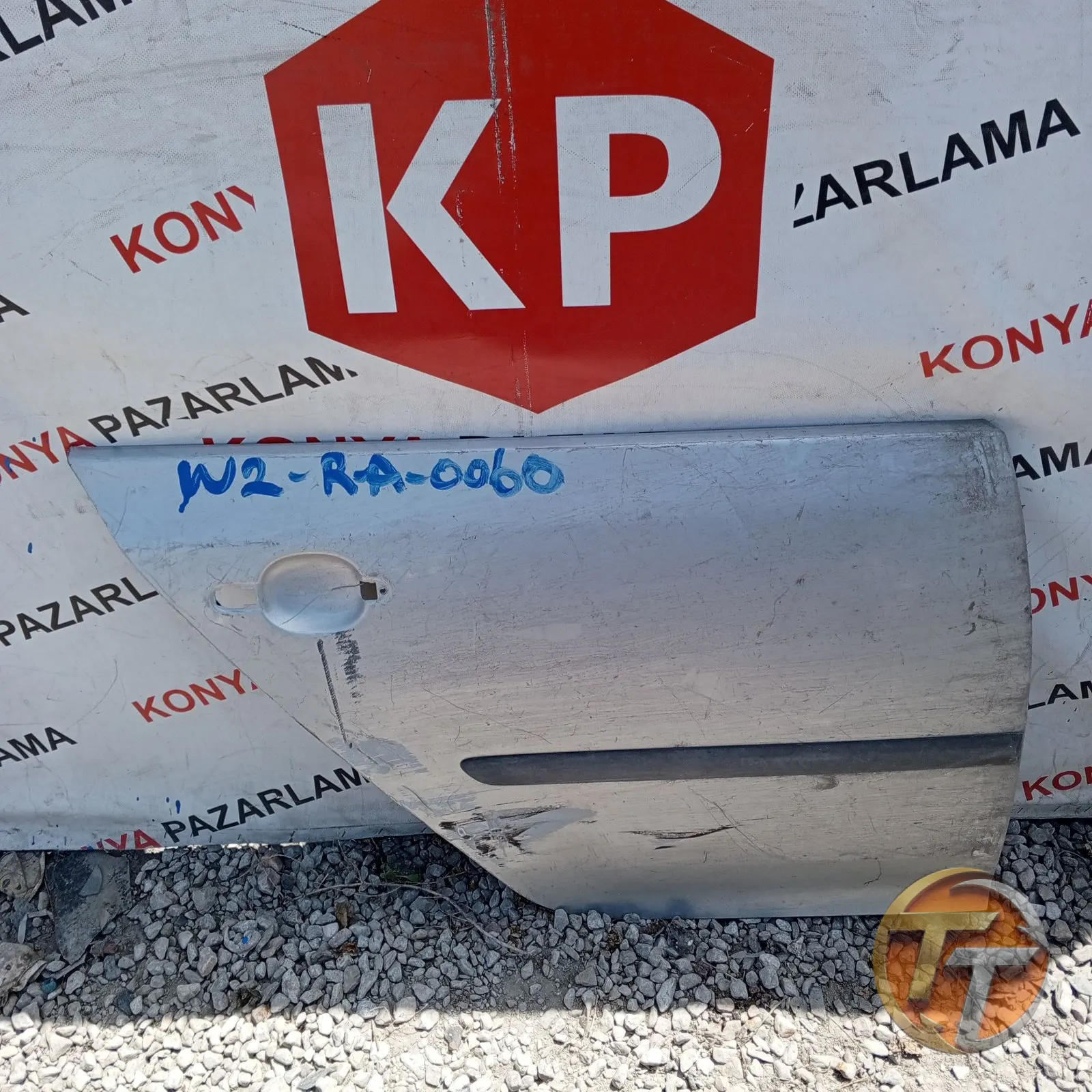 VOLKSWAGEN SAĞ ARKA KAPI SACI R-A-0060 W2