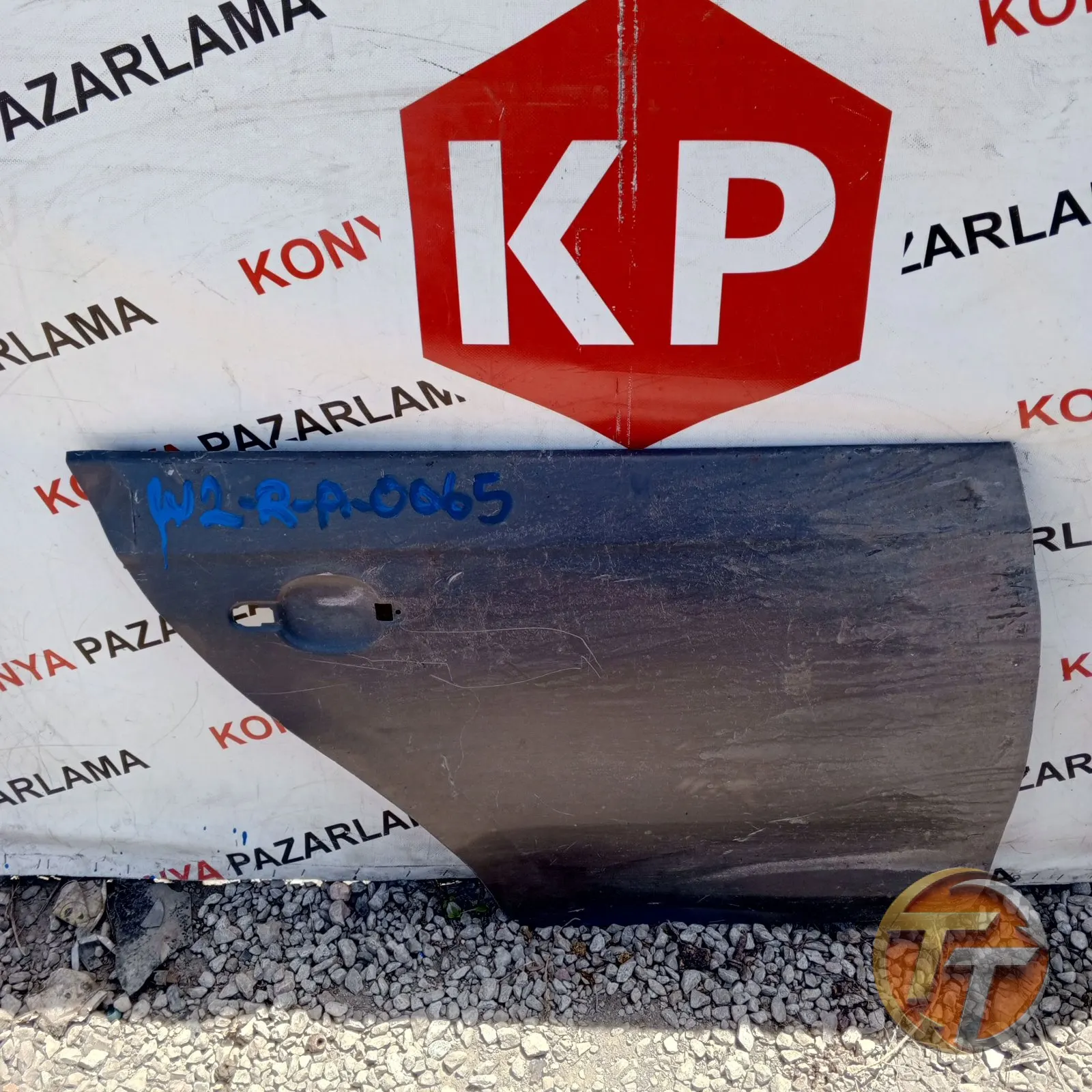 VOLKSWAGEN SAĞ ARKA KAPI SACI R-A-0065 W2