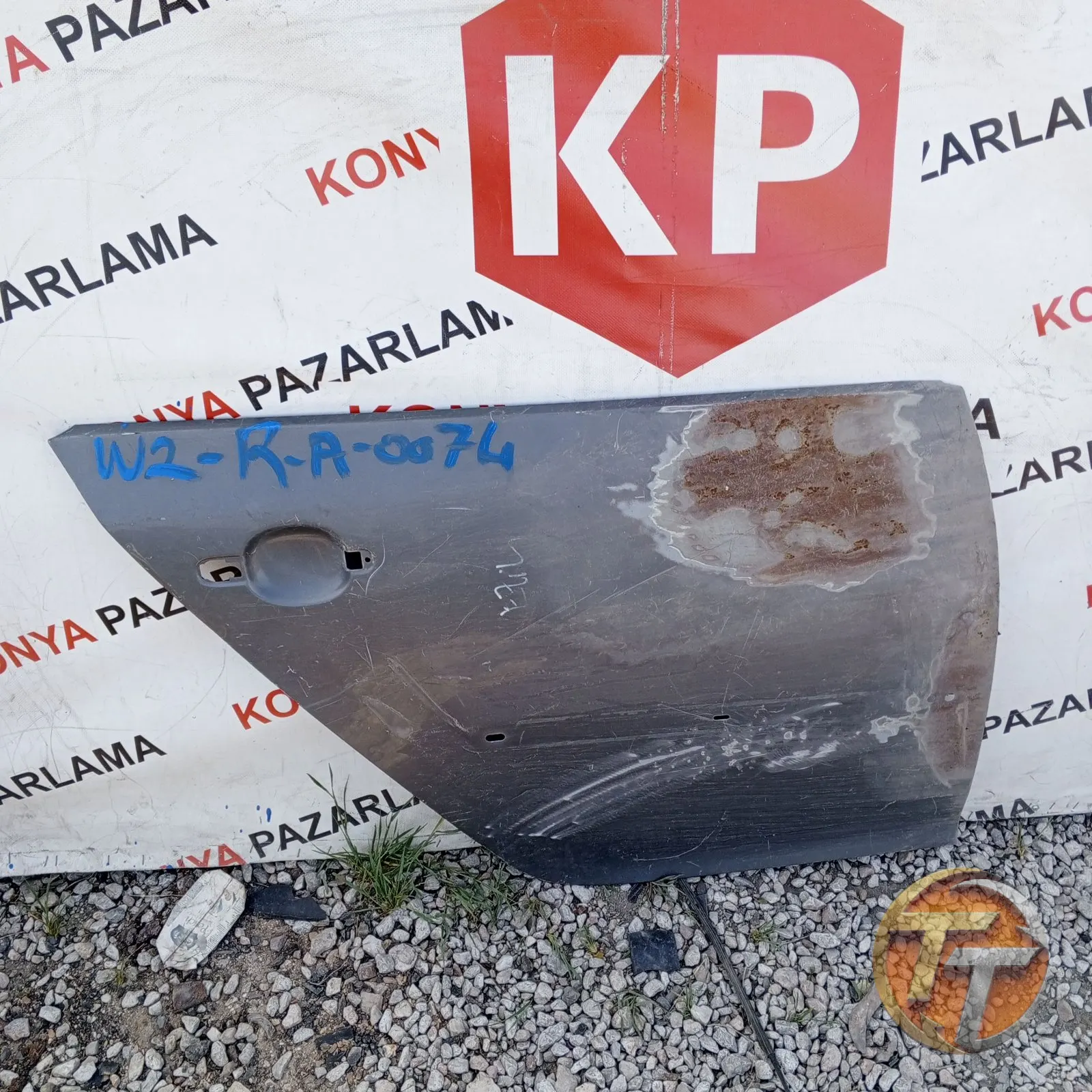 VOLKSWAGEN SAĞ ARKA KAPI SACI R-A-0074 W2