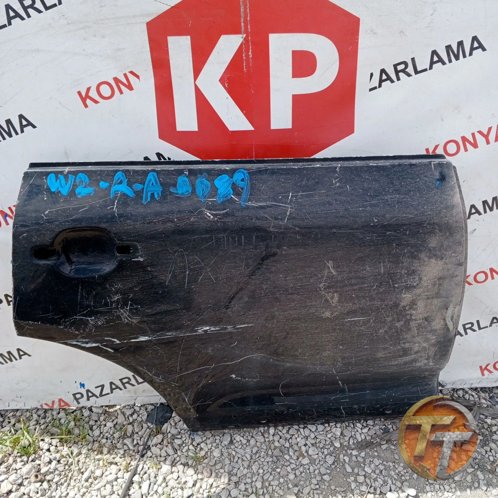VOLKSWAGEN SAĞ ARKA KAPI SACI R-A-0089 W2