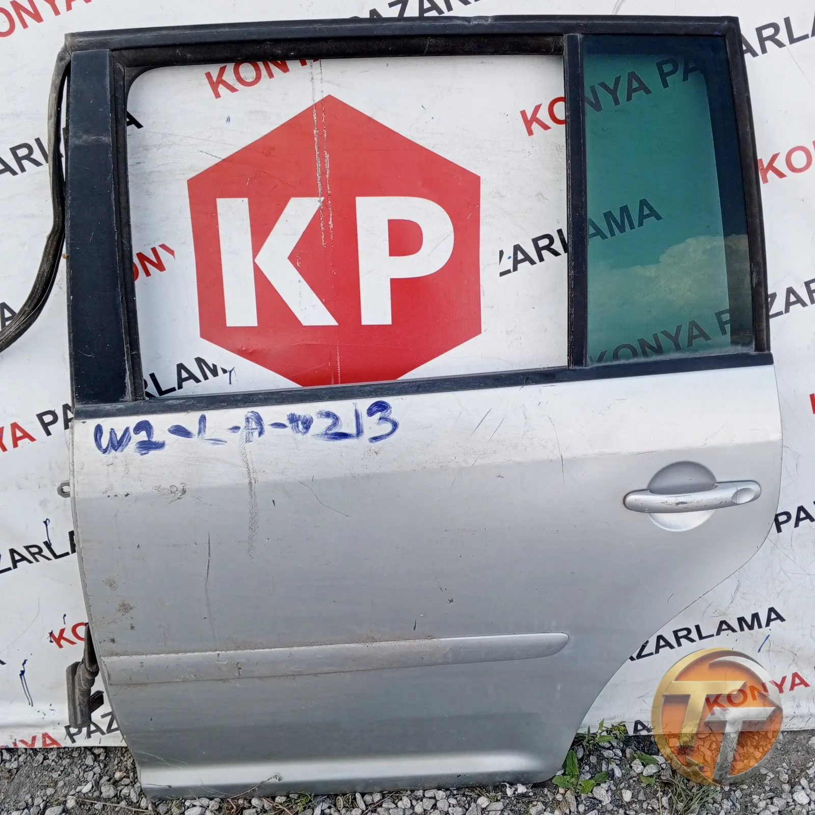 VOLKSWAGEN TOURANG SOL ARKA KAPI W2-L-A-0213