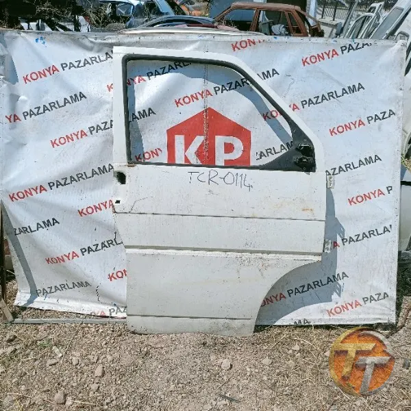 Volkswagen Transporter T4 sağ ön kapı Tcr bölgesi-0114