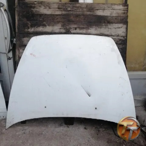 Volvo S40 kaput Ek-252 Esan