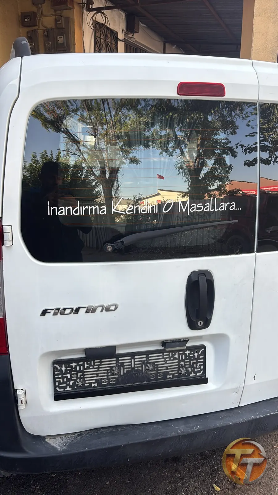 fiat fiorino sol arka bagaj kapağı orjınal hatasız