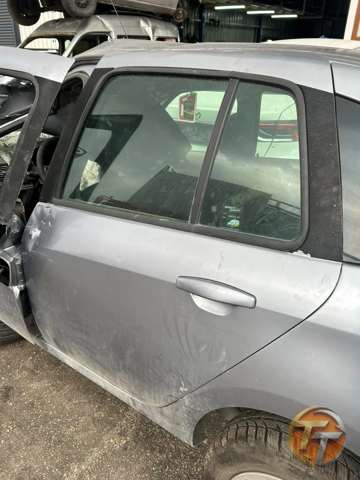 RENAULT SYMBOL SOL ARKA KAPI
