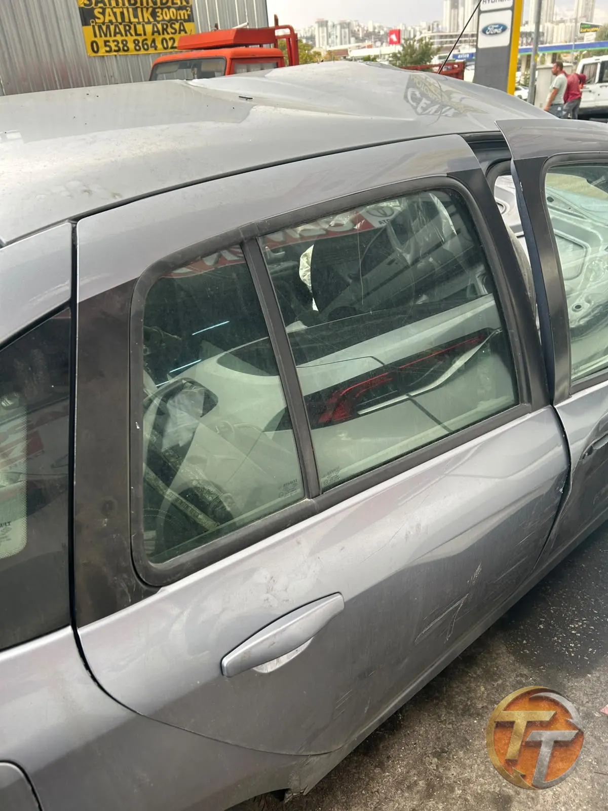 RENAULT SYMBOL SAĞ ARKA KAPI
