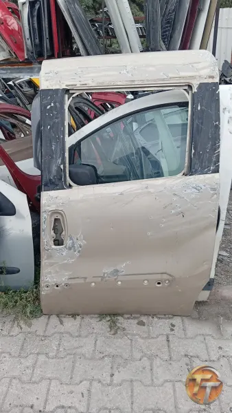 Doblo3 sol arka kapı