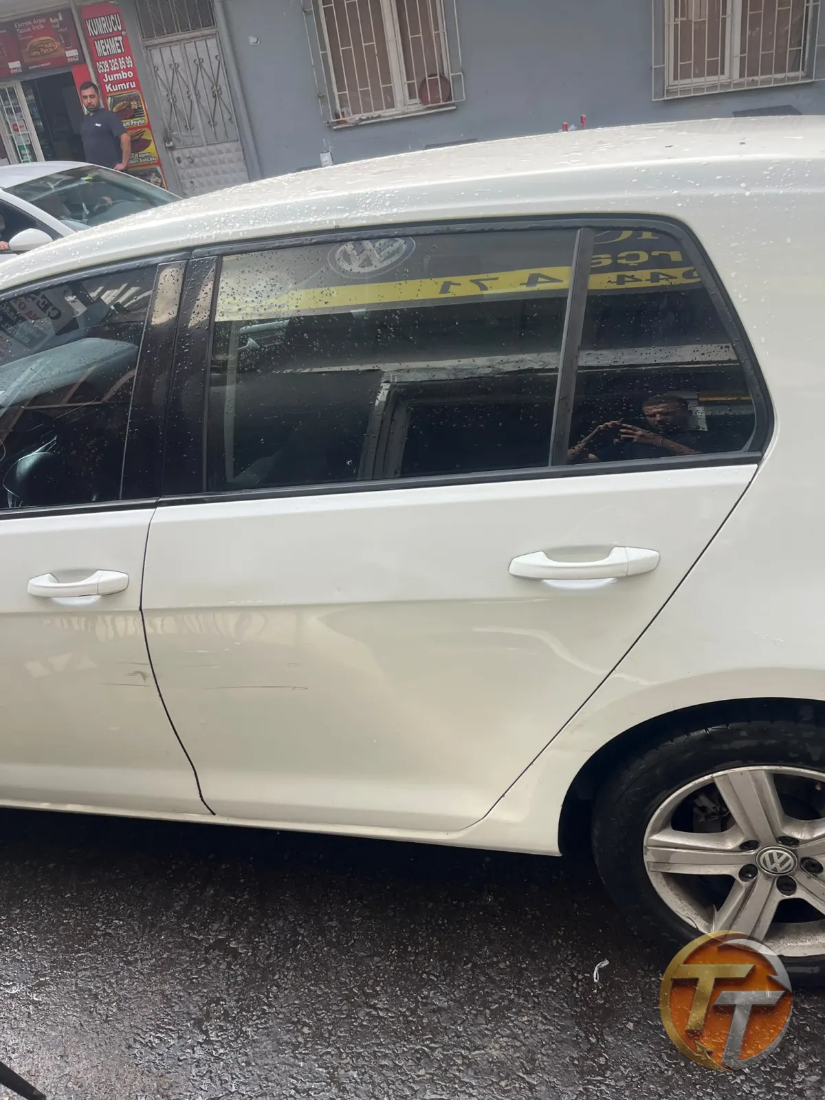 Volkswagen golf sol arka kapı