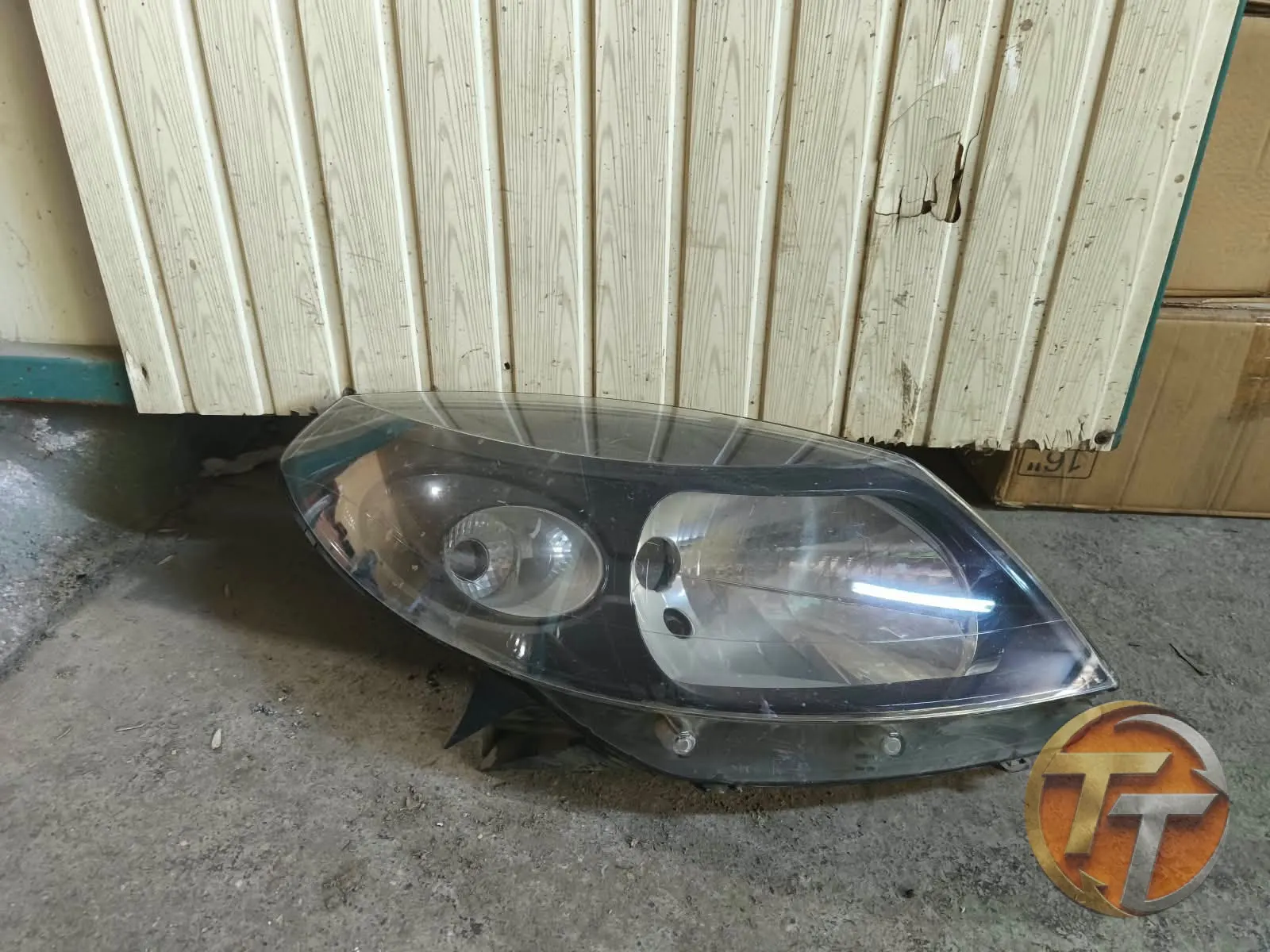 Otomobil Ön Farı