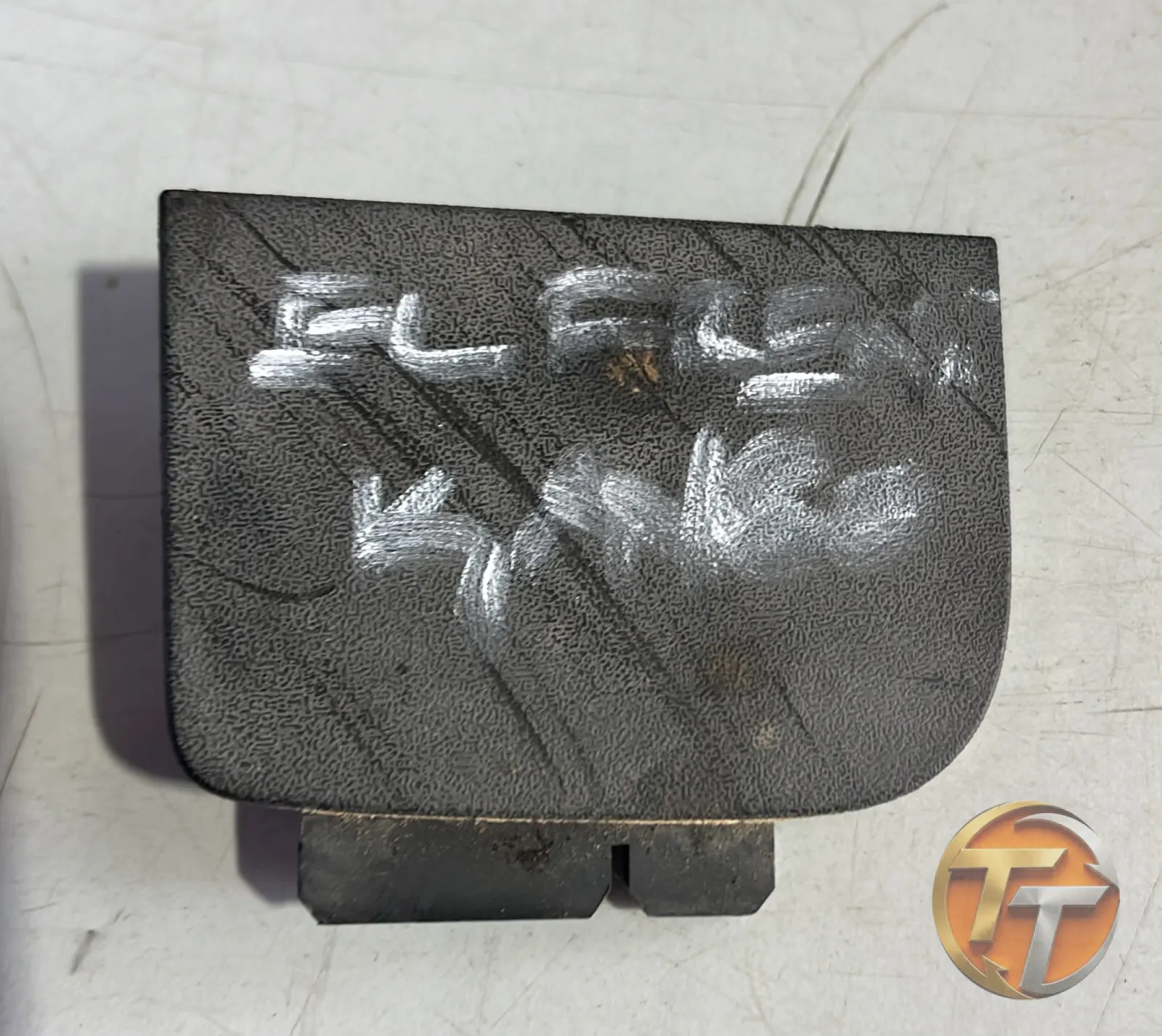 Renault Kango elfreni sigorta kapağa 8200622610
